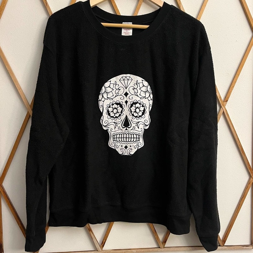 No Boundaries Fleece Sweatshirt runs small